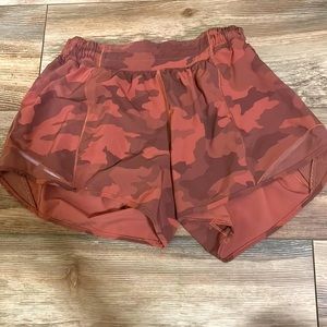 Lululemon hotty hots